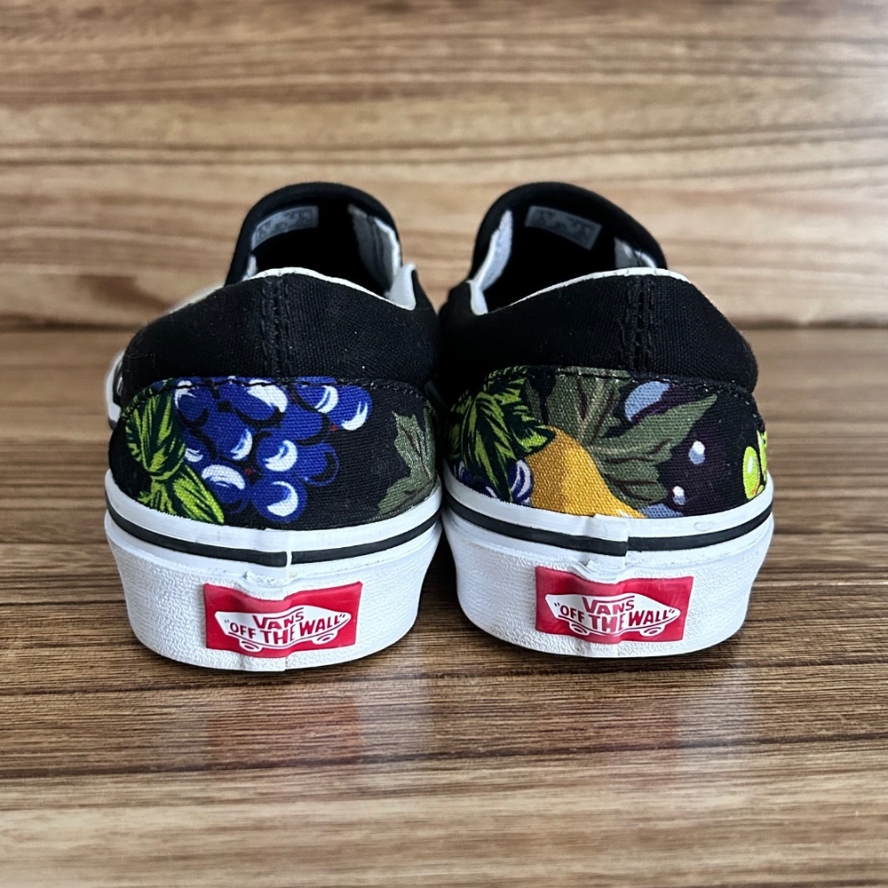 Vans Skull Fruit slip on sneakers Womens 6.5 - Picture 4 of 8